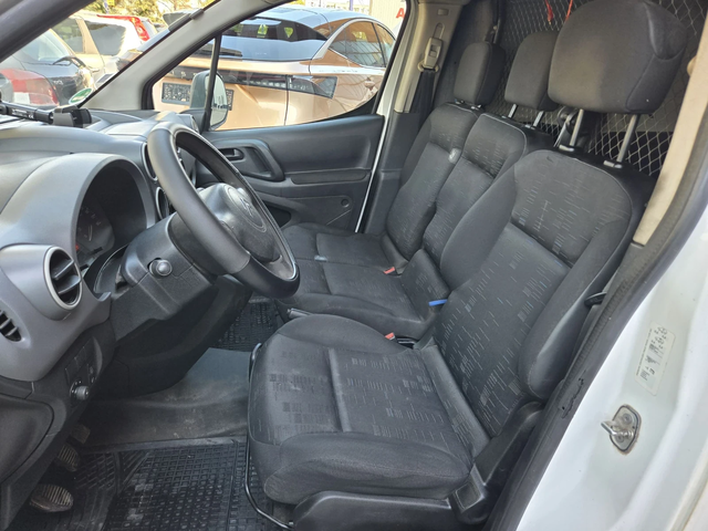 Citroen Berlingo 1.6 HDI - автомобили, коли, обяви за нови и употребявани 4
