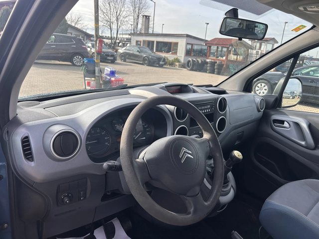 Citroen Berlingo 1.6HDI 4+ 1 EURO 5 - автомобили, коли, обяви за нови и употребявани 13