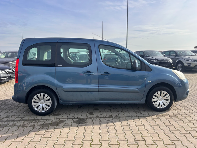 Citroen Berlingo 1.6HDI 4+ 1 EURO 5 - автомобили, коли, обяви за нови и употребявани 4