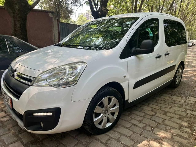 Citroen Berlingo CDi - автомобили, коли, обяви за нови и употребявани 0