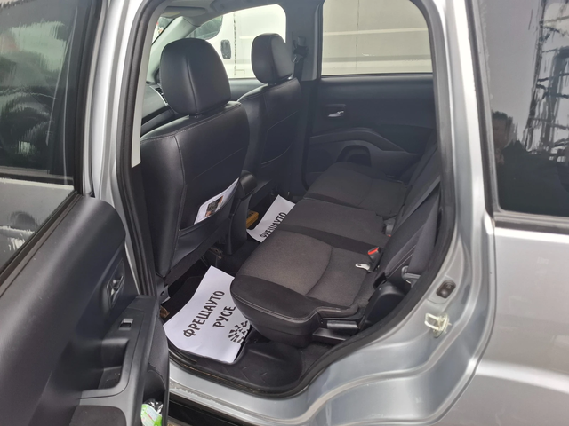 Citroen C-Crosser 2.2 Камера - автомобили, коли, обяви за нови и употребявани 6