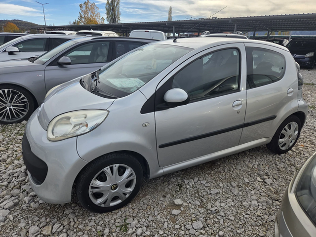 Citroen C1 1.0* klima* - автомобили, коли, обяви за нови и употребявани 3