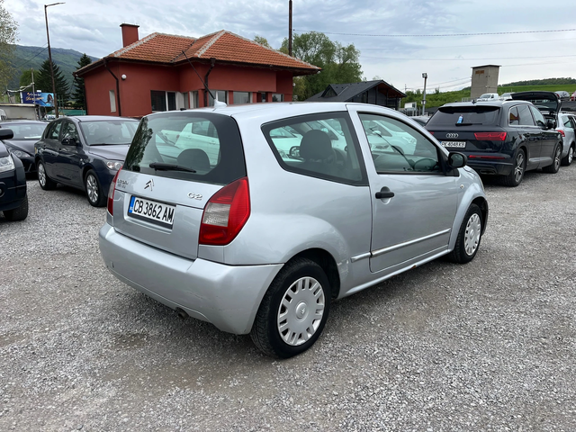 Citroen C2 1.1I - автомобили, коли, обяви за нови и употребявани 3