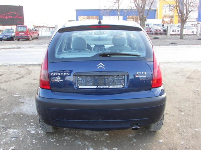 Citroen C3 1.1i EURO4 - автомобили, коли, обяви за нови и употребявани 3