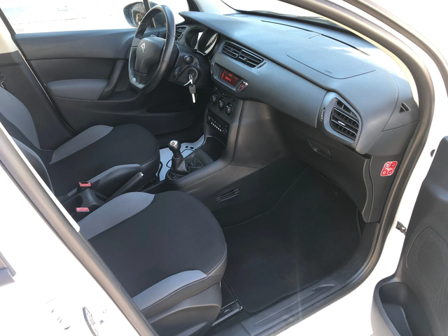 Citroen C3 1.4HDI - автомобили, коли, обяви за нови и употребявани 9