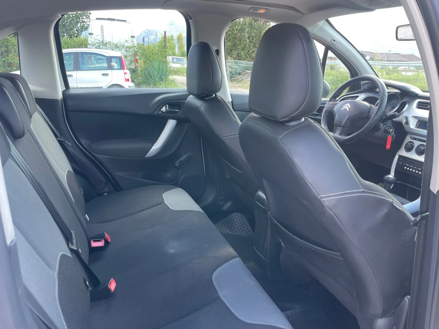 Citroen C3 1.1i-GAS-PANORAMA-ITALIA - автомобили, коли, обяви за нови и употребявани 5