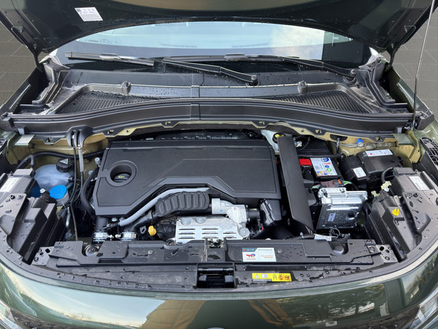 Citroen C3 AIRCROSS MAX HYBRID 145 Automatic E6 - автомобили, коли, обяви за нови и употребявани 13