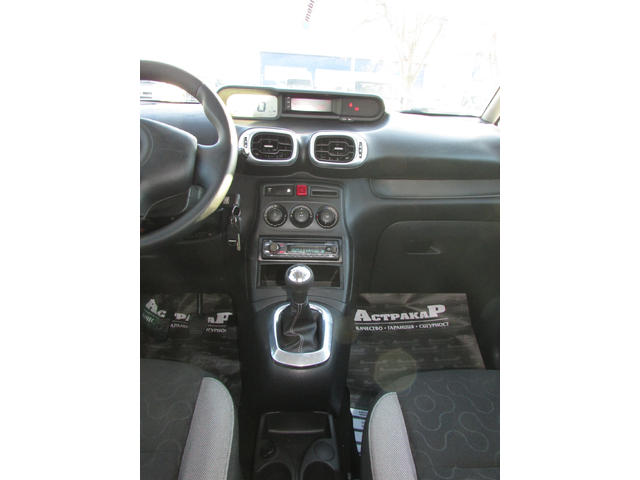 Citroen C3 Picasso 1.6HDI EURO4 - автомобили, коли, обяви за нови и употребявани 12