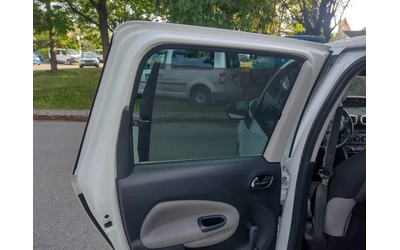 Citroen C3 Picasso 1, 6i 120ps - автомобили, коли, обяви за нови и употребявани 13