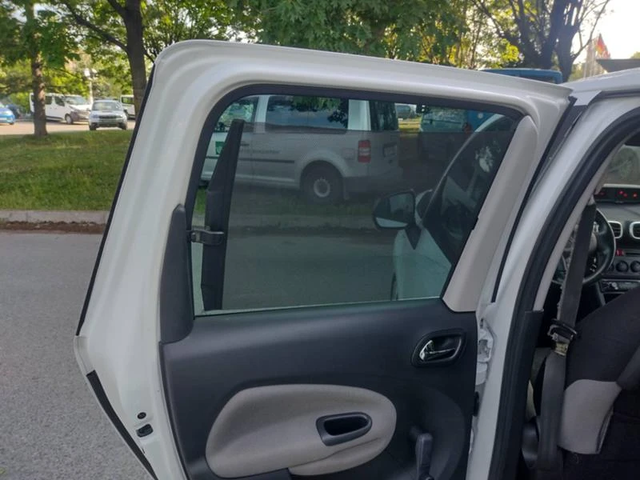 Citroen C3 Picasso 1, 6i 120ps - автомобили, коли, обяви за нови и употребявани 13