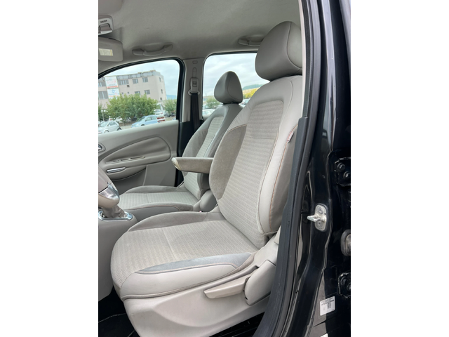 Citroen C3 Picasso 1.6HDI Exclusive!!! - автомобили, коли, обяви за нови и употребявани 10