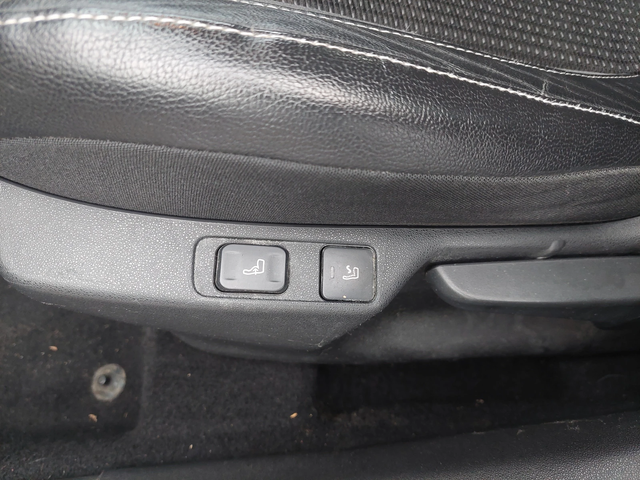 Citroen C4 1, 6HDI  NAVI - автомобили, коли, обяви за нови и употребявани 12