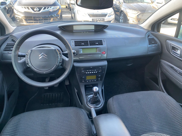 Citroen C4 1.6i 109kc. - автомобили, коли, обяви за нови и употребявани 8