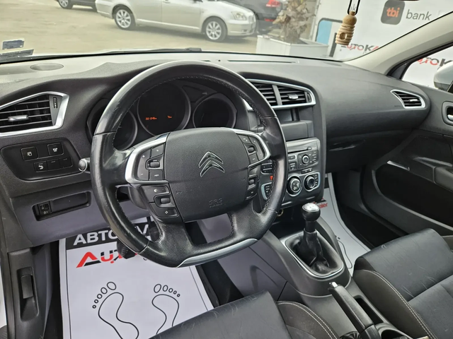 Citroen C4 1.6i-120кс= АВТОПИЛОТ= КЛИМАТРОНИК= СЕРВ. ИСТОРИЯ - автомобили, коли, обяви за нови и употребявани 7