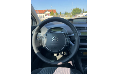 Citroen C4 1.6i - автомобили, коли, обяви за нови и употребявани 10