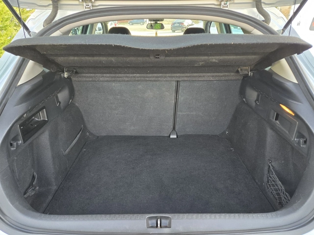 Citroen C4 1.6i-120кс= АВТОПИЛОТ= ПАРКТРОНИК= СЕРВ.ИСТОРИЯ - автомобили, коли, обяви за нови и употребявани 9