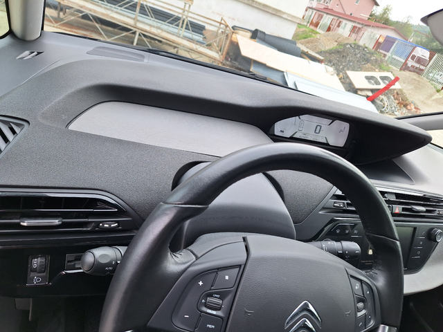 Citroen C4 Picasso 2020г 5 места - автомобили, коли, обяви за нови и употребявани 6