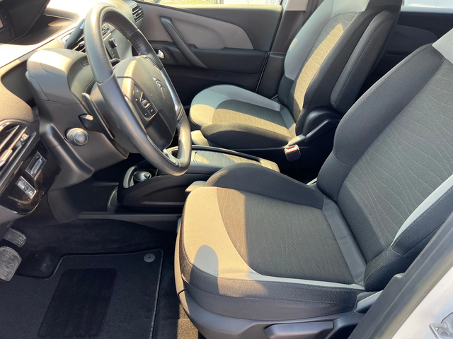 Citroen C4 Picasso 1.6 HDI - автомобили, коли, обяви за нови и употребявани 8