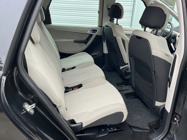 Citroen C4 Picasso 1.8 - автомобили, коли, обяви за нови и употребявани 11