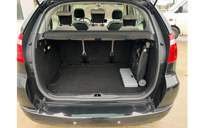 Citroen C4 Picasso 1.8 - автомобили, коли, обяви за нови и употребявани 12