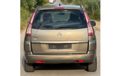 citroen-c4-picasso - 4