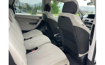 citroen-c4-picasso - 5