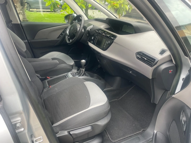 Citroen C4 Picasso 1.6 hdi Executive - автомобили, коли, обяви за нови и употребявани 8