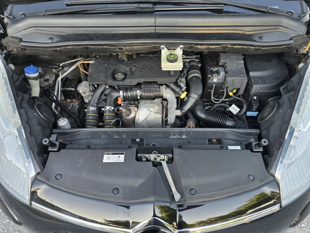 Citroen C4 Picasso 1.6 HDI 112 К.С. ФЕЙСЛИФТ / 6 СКОРОСТИ - автомобили, коли, обяви за нови и употребявани 14