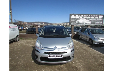 citroen-c4-picasso - 1