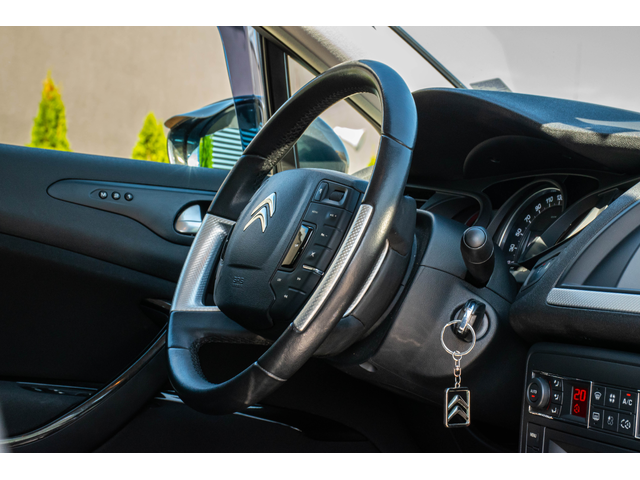 Citroen C5, 2016 г., 245000 км, 181 к.с. - автомобили, коли, обяви за нови и употребявани 9