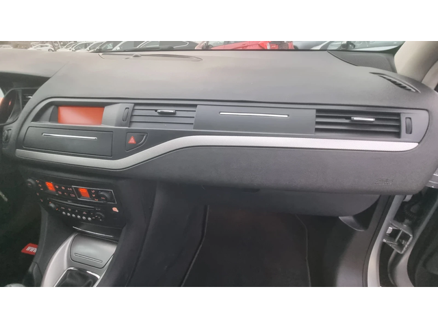 Citroen C5 1.8i BERLINA - автомобили, коли, обяви за нови и употребявани 8