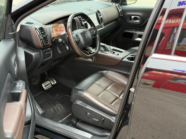 Citroen C5 Aircross МАСАЖ* ПОДГРЕВ* Камера* DIGITAL* LineAssist* FULL - автомобили, коли, обяви за нови и употребявани 7