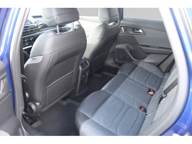 Citroen C5X FEEL PACK Hybrid 225 e-EAT8 E6 - автомобили, коли, обяви за нови и употребявани 5