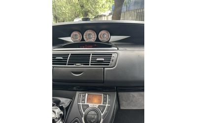 Citroen C8 2, 0 - автомобили, коли, обяви за нови и употребявани 10
