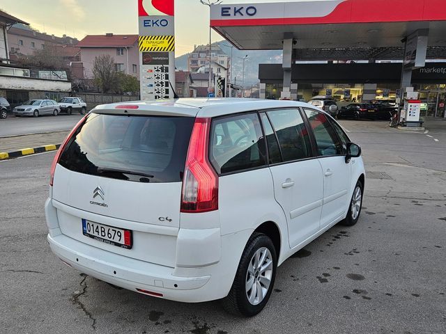Citroen Grand C4 Picasso 1.6Hdi Facelift/7mesta/6skorosti - автомобили, коли, обяви за нови и употребявани 4