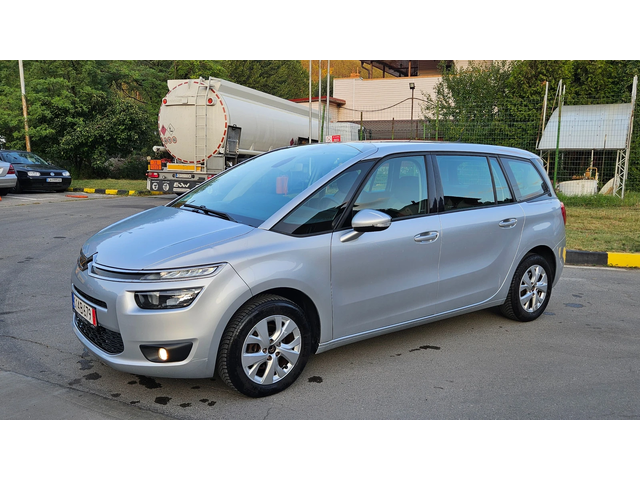 Citroen Grand C4 Picasso 1.6 Hdi NAVIG/KLIMATRON/6skorost/7mesta - автомобили, коли, обяви за нови и употребявани 1