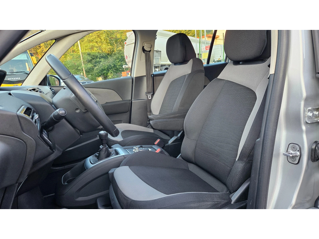 Citroen Grand C4 Picasso 1.6 Hdi NAVIG/KLIMATRON/6skorost/7mesta - автомобили, коли, обяви за нови и употребявани 8