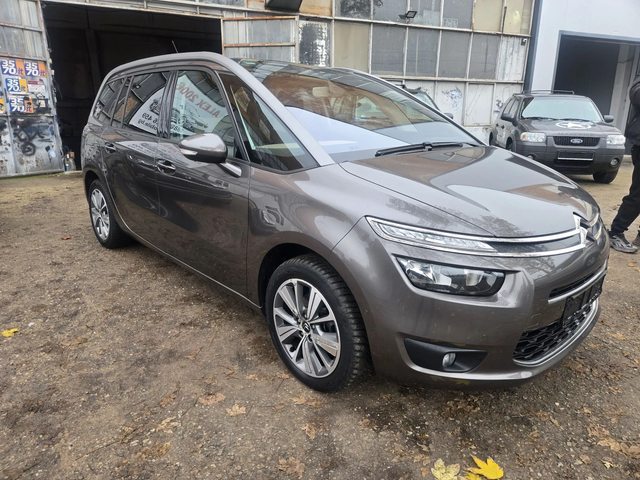 Citroen Grand C4 Picasso - автомобили, коли, обяви за нови и употребявани 1