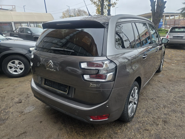 Citroen Grand C4 Picasso - автомобили, коли, обяви за нови и употребявани 2