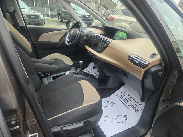 Citroen Grand C4 Picasso - автомобили, коли, обяви за нови и употребявани 5