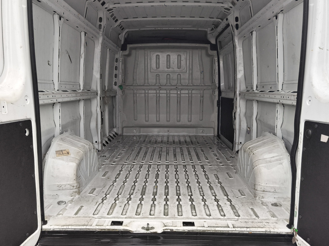 Citroen JUMPER FT 35 L3H2 2.2 BlueHDI 140 BVM6 S&S E6.4 - автомобили, коли, обяви за нови и употребявани 12