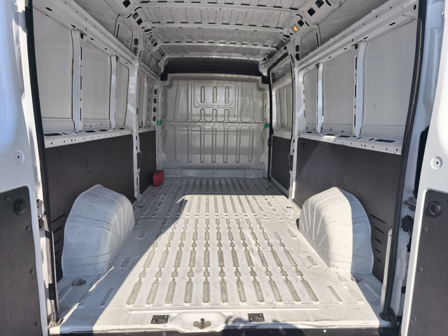 Citroen JUMPER FT Control  35 L3H2 2.2 BlueHDI 120 BVM6 S&S E6.3 - автомобили, коли, обяви за нови и употребявани 9