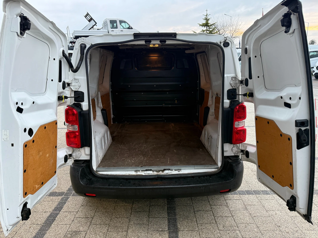 Citroen Jumpy 1.6HDI Климатик Euro 6B - автомобили, коли, обяви за нови и употребявани 16