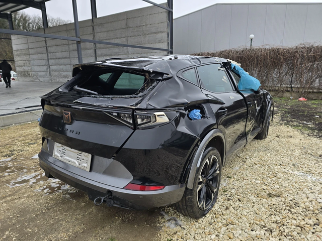 Cupra Formentor 1.5tsi 150к.с - автомобили, коли, обяви за нови и употребявани 7