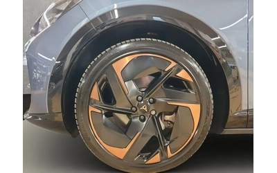 Cupra Tavascan VZ AWD 77kWh MATRIX 360* DISTR HUD PANO W/P K-L - автомобили, коли, обяви за нови и употребявани 14