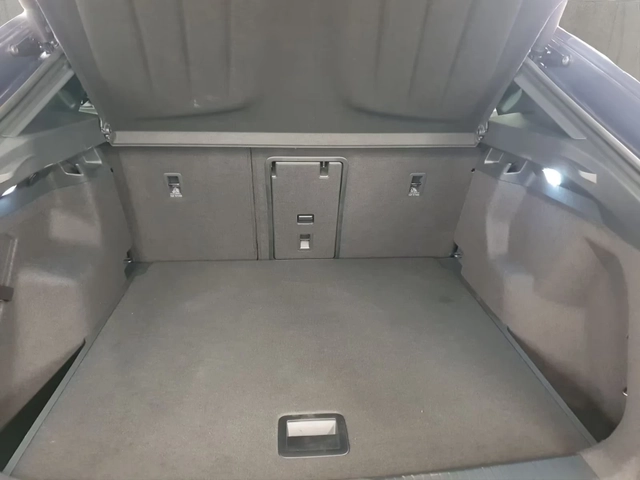 Cupra Tavascan VZ AWD 77kWh MATRIX 360* DISTR HUD PANO W/P K-L - автомобили, коли, обяви за нови и употребявани 15