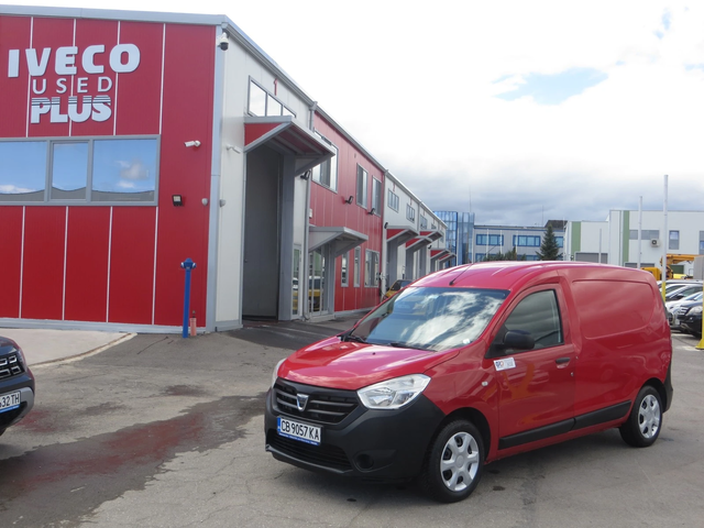 Dacia Dokker 1, 6 БЕНЗИН/ГАЗ Еuro6b - автомобили, коли, обяви за нови и употребявани 0