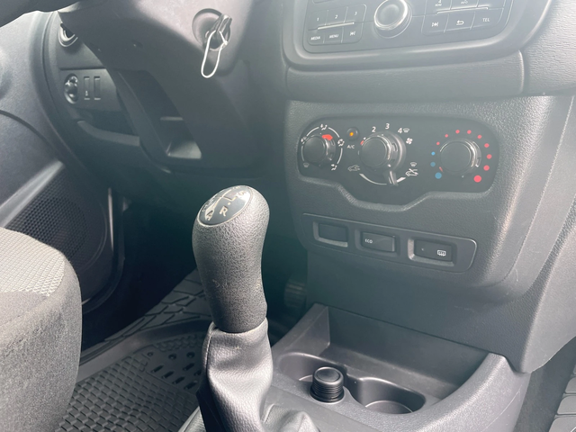 Dacia Dokker N1 - автомобили, коли, обяви за нови и употребявани 13