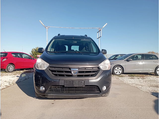 Dacia Dokker 5 врати, Италия - автомобили, коли, обяви за нови и употребявани 1