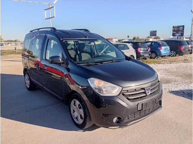 Dacia Dokker 5 врати, Италия - автомобили, коли, обяви за нови и употребявани 2